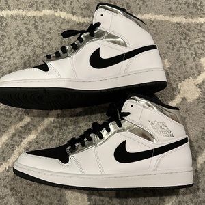 Air Jordan Men’s retro 1 Mid “Alternate Think 16”